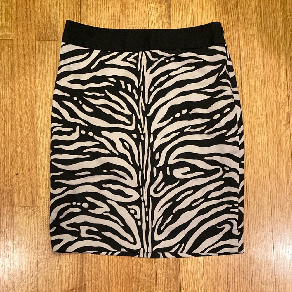 The Limited Zebra Print Black and Tan Skirt Size 10